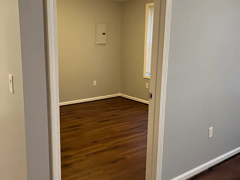 3836 Center St #1 — Photo 10