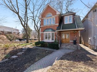 77 Chaplin Cres, Toronto, ON M5P 1A4