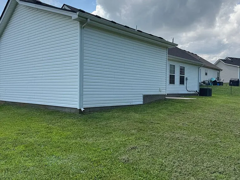 1605 Gambill Wood Dr — Photo 5