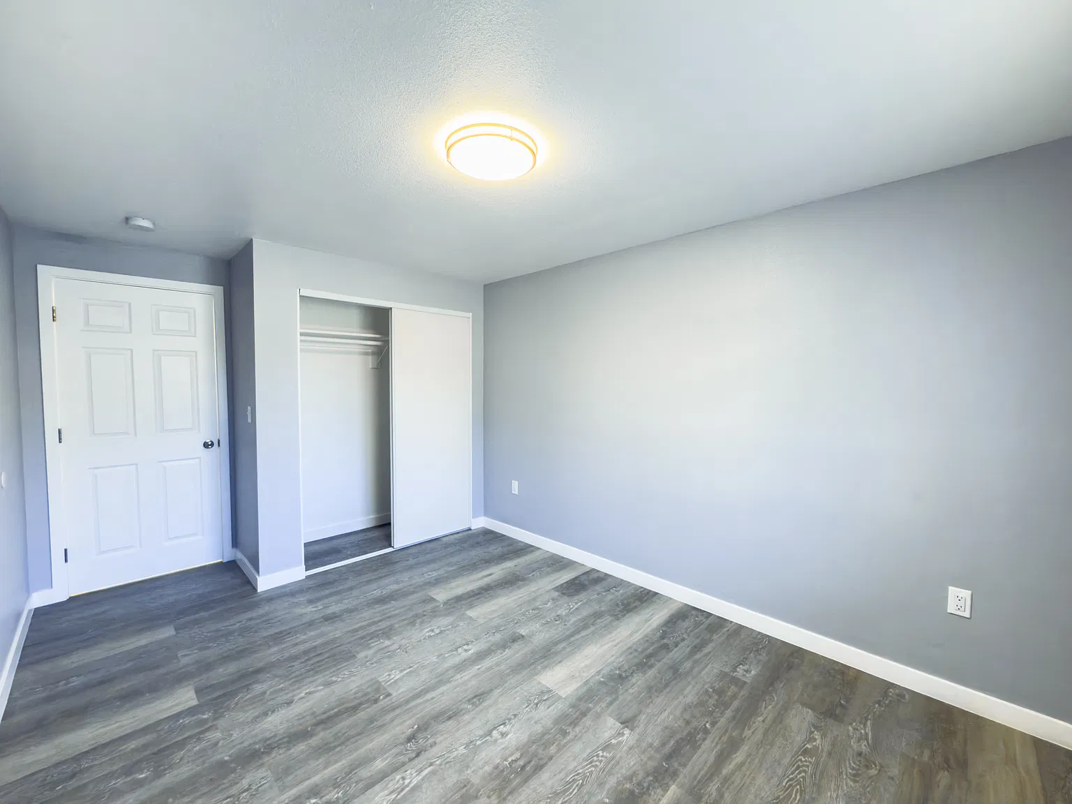 2 bed, $1,895 — Photo 4