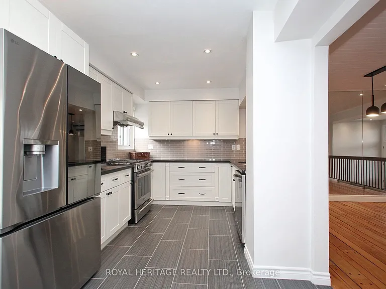 24 Reid Dr #6 — Photo 5
