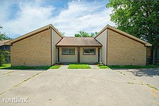 1st image of 2412 Long Dr #B