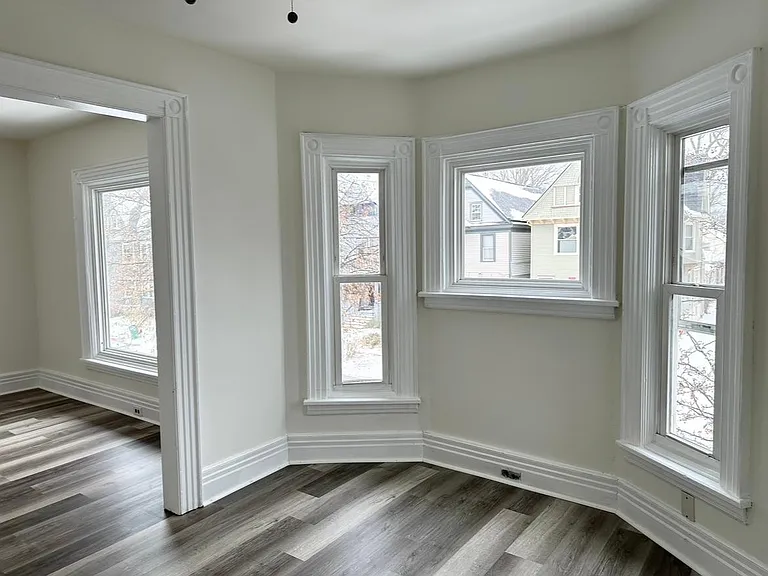 633 Breckenridge St — Photo 9