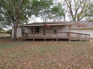262 Highway 95 S UNIT B, Smithville, TX 78957