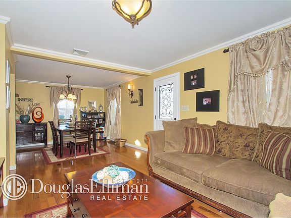 4th image of 131 Butler Blvd