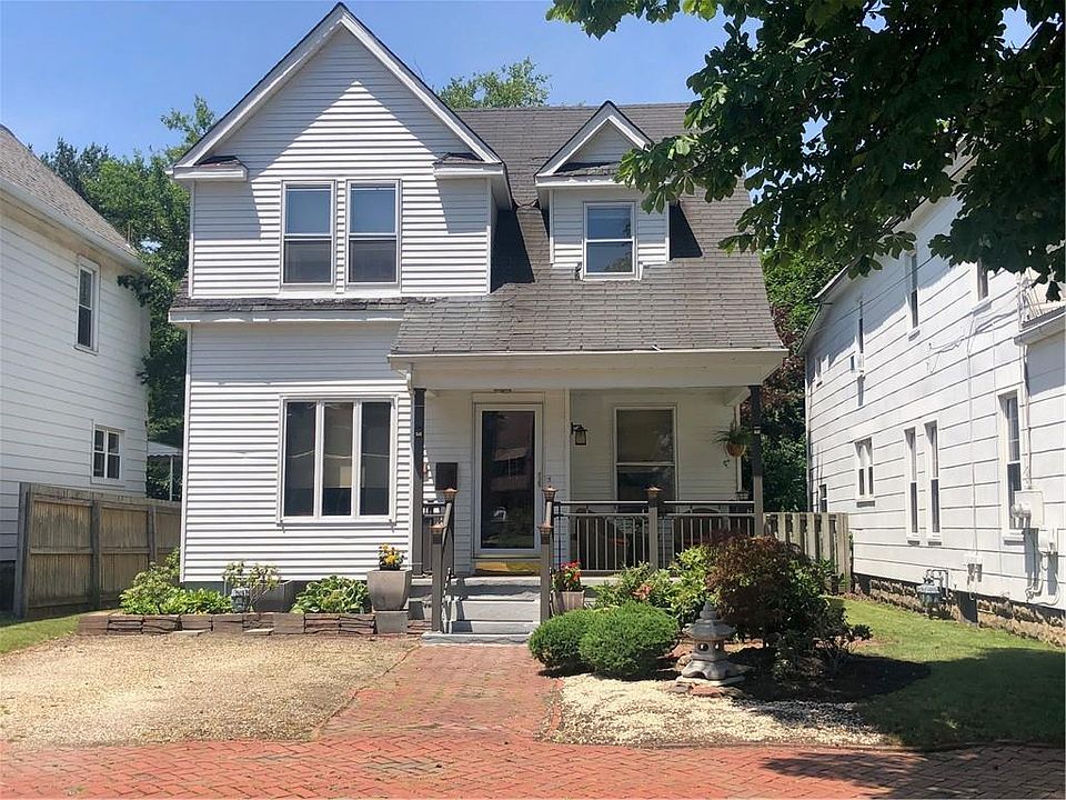 1st image of 712 Brown Ave