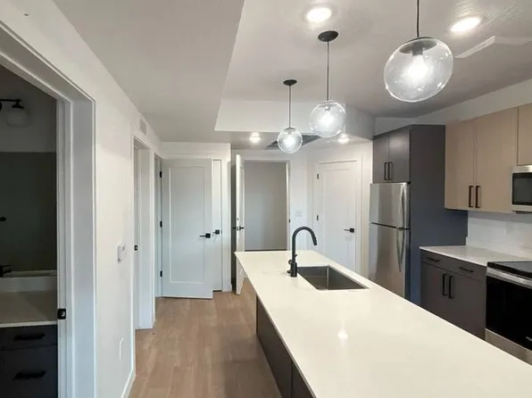 Promontory Place