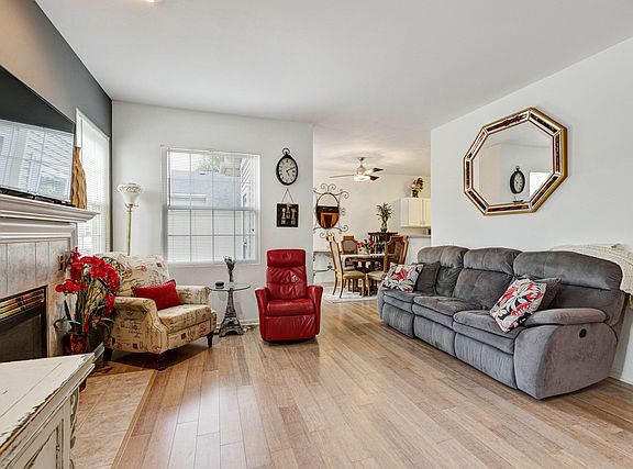 3rd image of 12777 Kishwaukee Ln