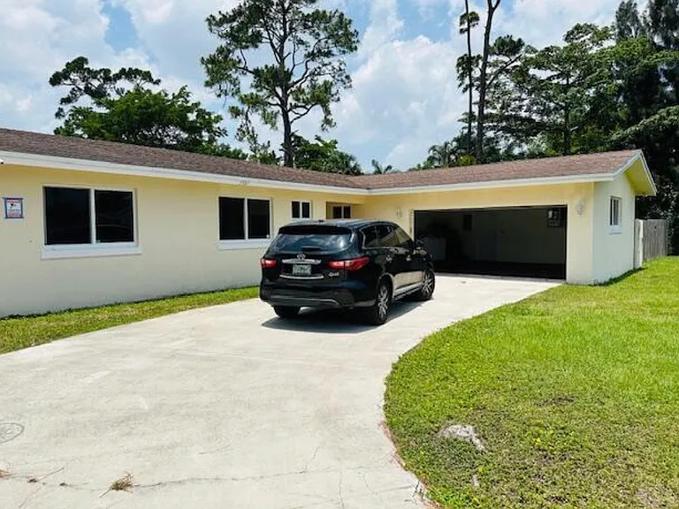 3421 Helena Dr — Photo 17
