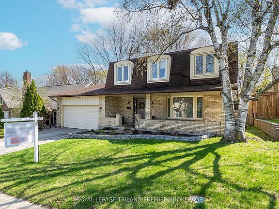 2nd image of 31 Foxcroft Cres