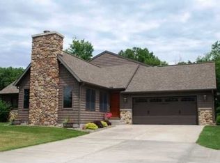 N3025 Mackenzie Dr, Poynette, WI 53955