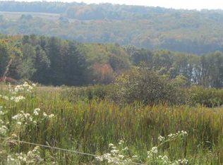 427 Lake Rd, Sandy Lake, PA 16145