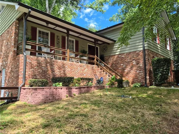 4094 Carlisle Pl, Stone Mountain, GA 30083