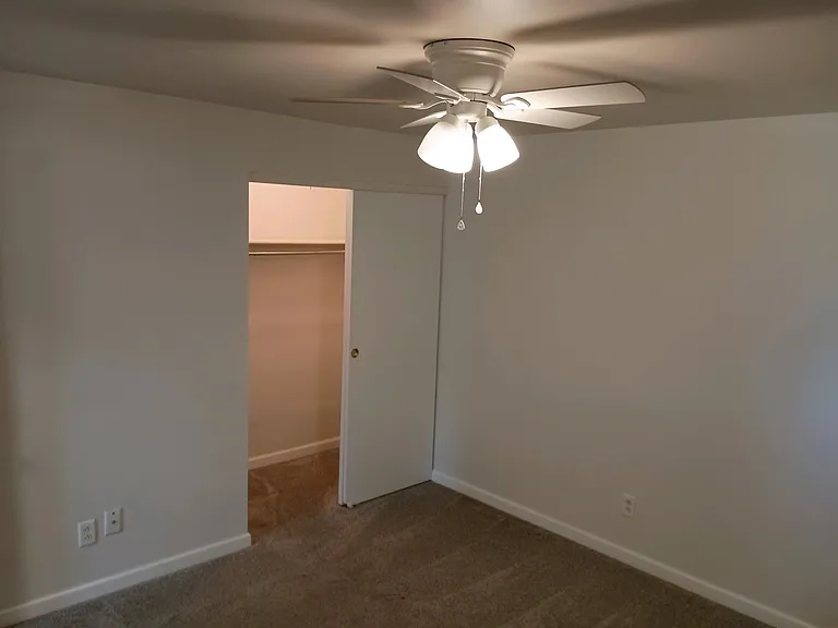 1826 Mound Rd #2 — Photo 15