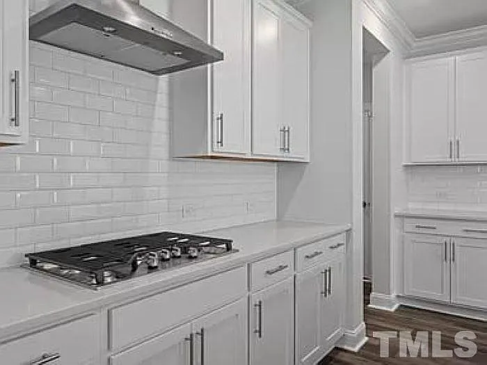 2237 Jollay St — Photo 8