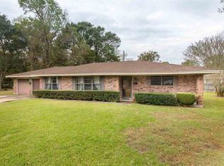 7760 Chelsea Pl, Beaumont, TX 77706