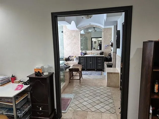 11081 SW 30th Ct — Photo 15