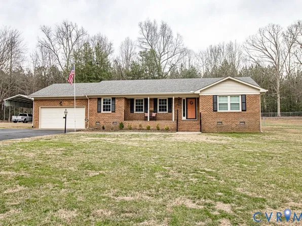 209 Robbinwood Ln, Sandston, VA 23150