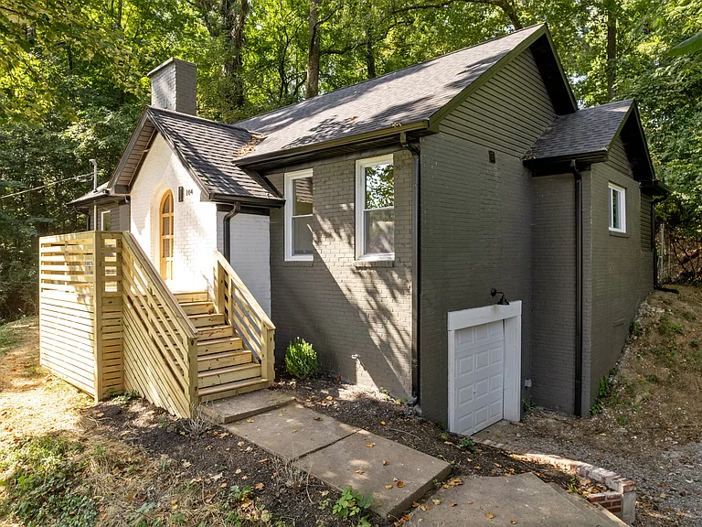 104 Overbrook Dr — Photo 20