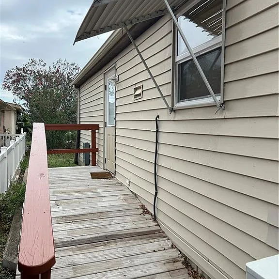 1205 Maple Ave — Photo 23