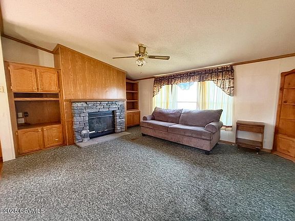5th image of 327 Orchard Dr