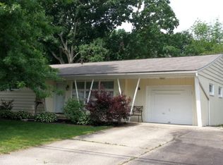 68 Pfeiffer Ave, Akron, OH 44312