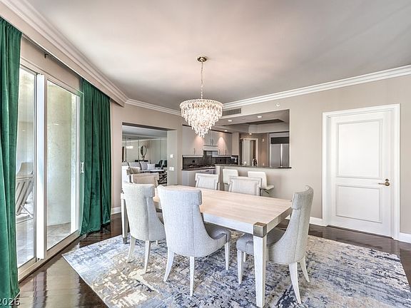 4th image of 2747 Paradise Rd Unit 1601