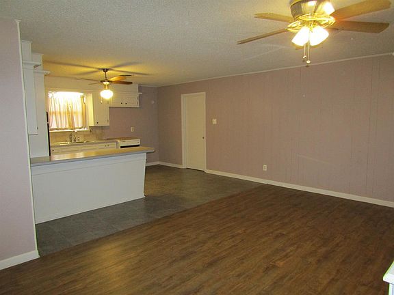 2nd image of 304 E McGee St