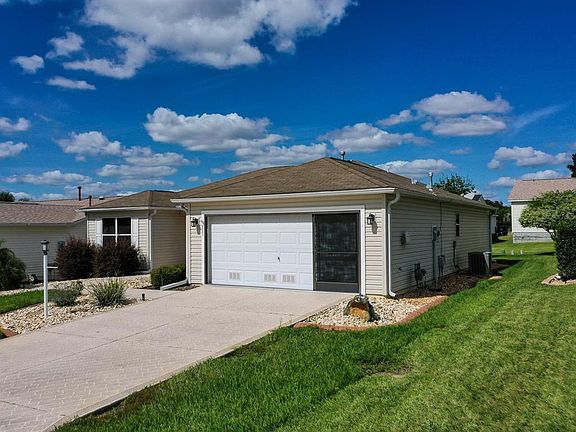 3rd image of 9541 SE 168th Elderberry Pl
