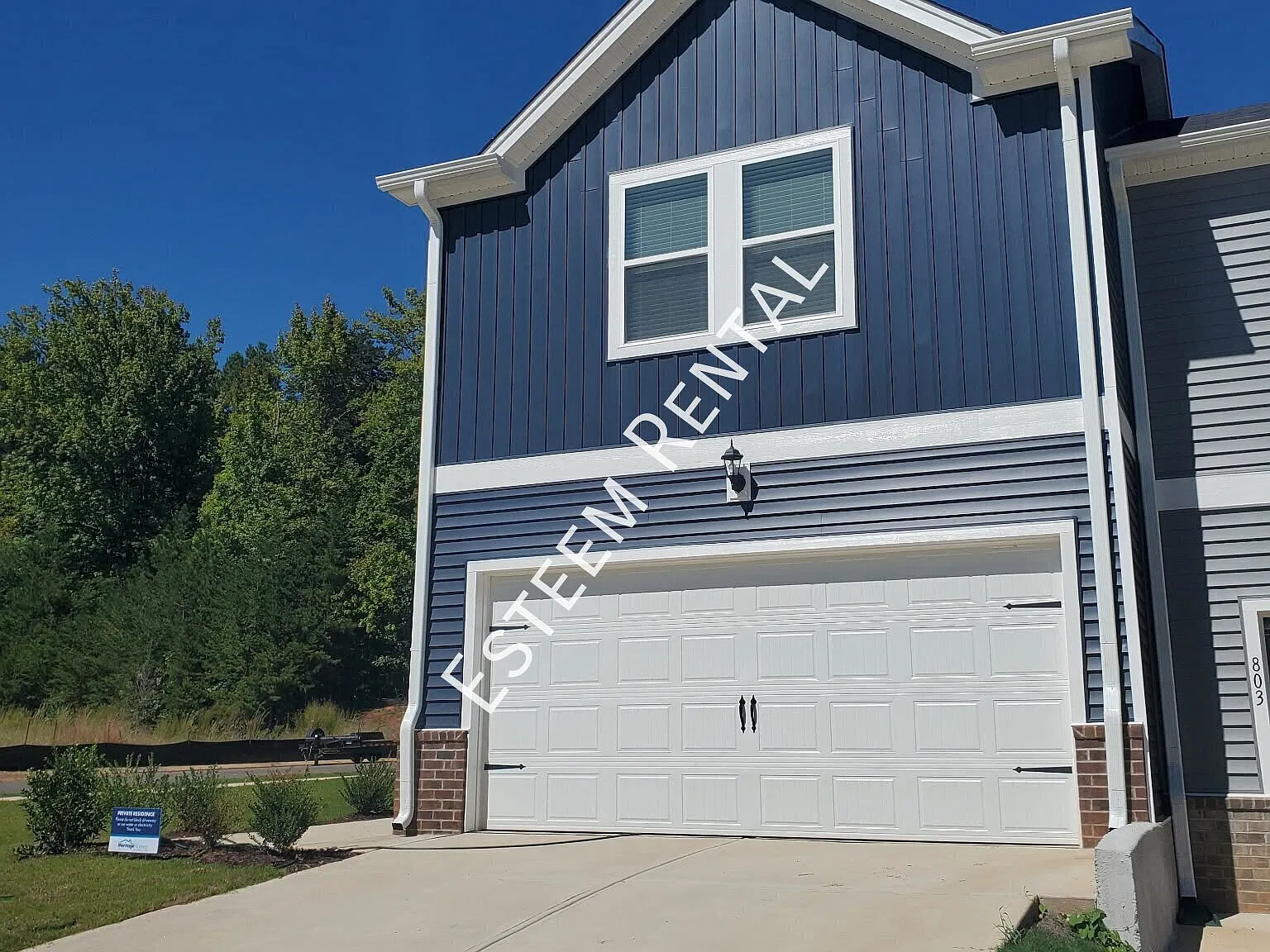 3 bed, 2.5 bath, 1818 sqft, $1,995 — Photo 3