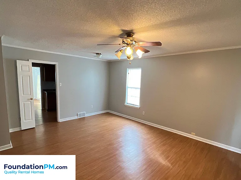 3801 Bowen Ave — Photo 18