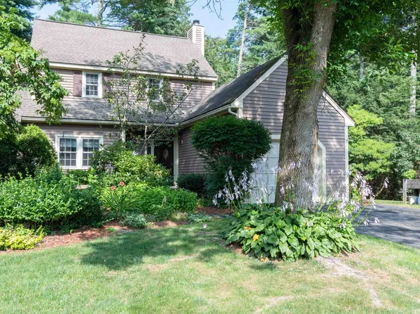 5 Villager Road, Chester, NH 03036