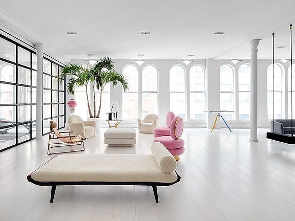 5th image of 137 Duane St APT 3A