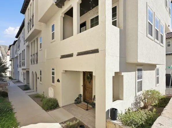 341 Vin Almoradi Ct, El Paso, TX 79912