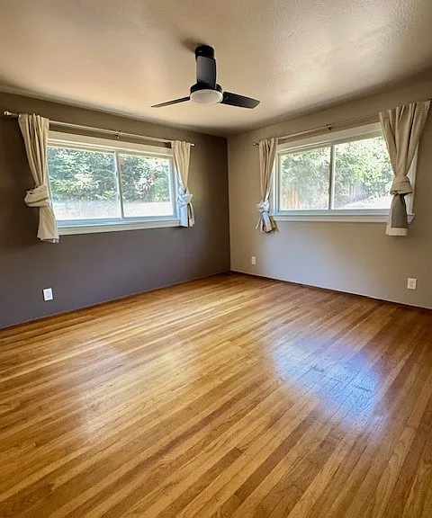 5117 Myrtle Dr — Photo 9