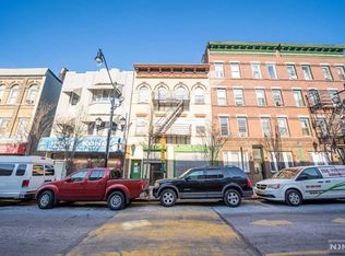 1509 Summit Ave, Union City, NJ 07087