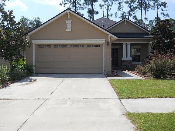 2nd image of 13692 Goodson Pl