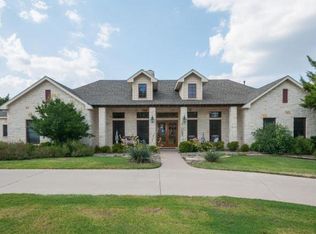 2217 Woodlands Cir, Midlothian, TX 76065