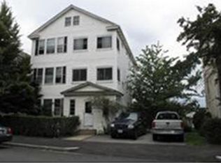 176 Perry Ave, Worcester, MA 01610