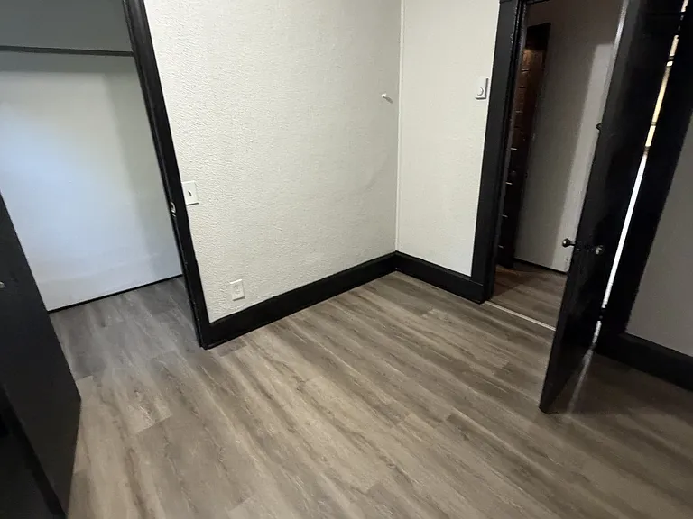 39 Houston St #3 — Photo 12