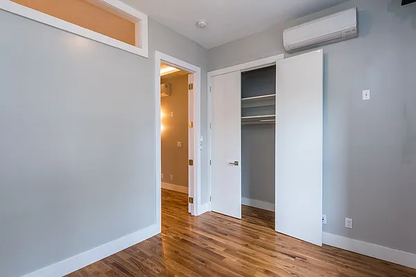 Rented by Nooklyn NYC LLC | media 13