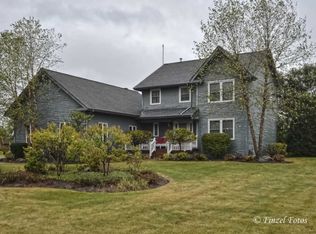 8772 Winn Rd, Spring Grove, IL 60081