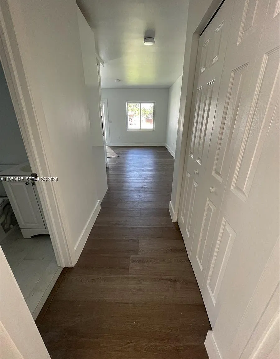 Realty Securities Corppb — Photo 3