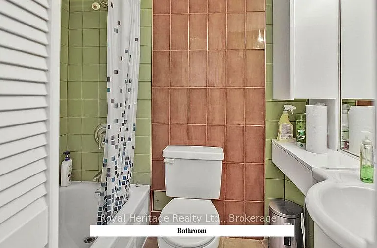 30 Gloucester St #1607 — Photo 6