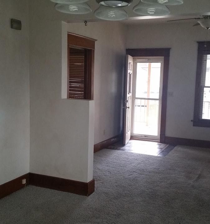 1st image of 4141 S 52nd St