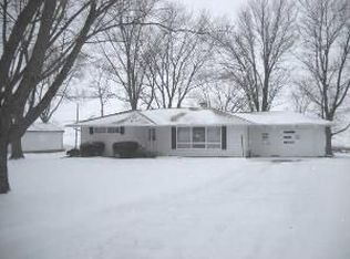 828 Burr Rd, Wauseon, OH 43567
