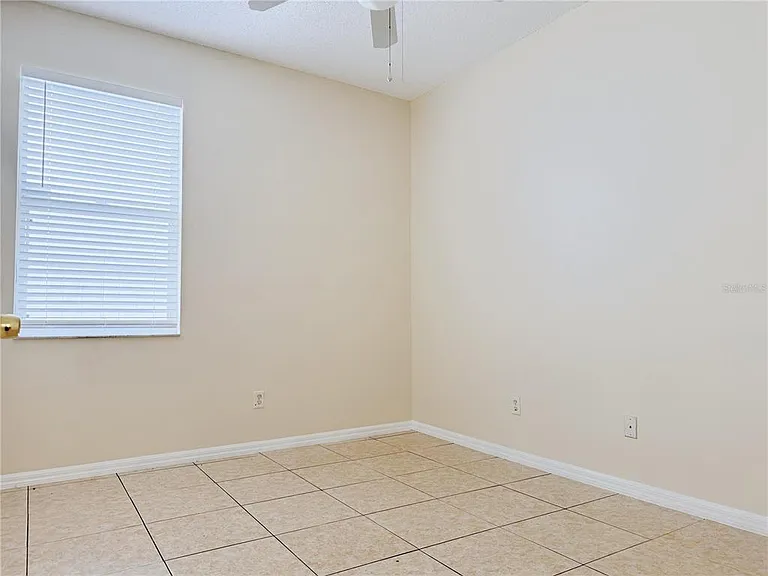 4932 Bellthorn Dr — Photo 31
