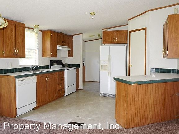 3rd image of 5078 Belinda Ln