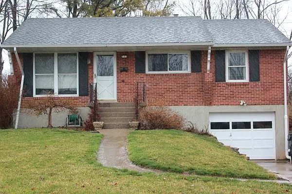 222 Caldwell Dr photo 1