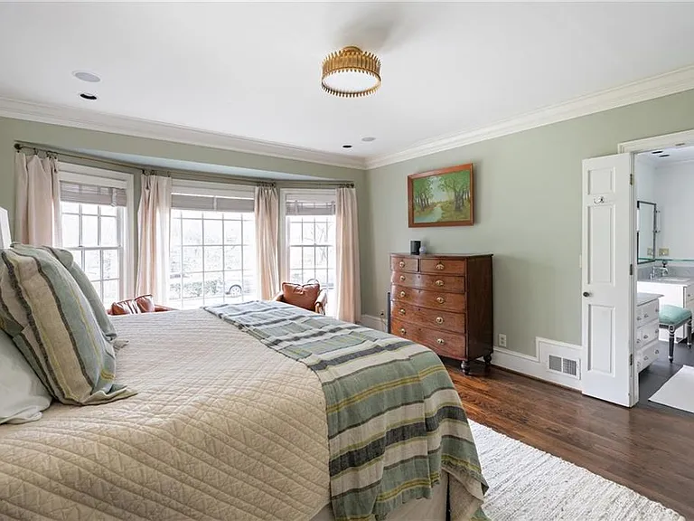 1811 Lenox Rd NE — Photo 55